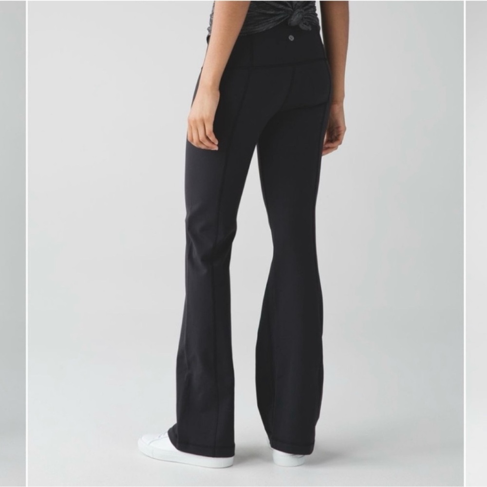 Lululemon Groove Pant III Black Flare High RiseYoga Pants Luon Size 8 reg